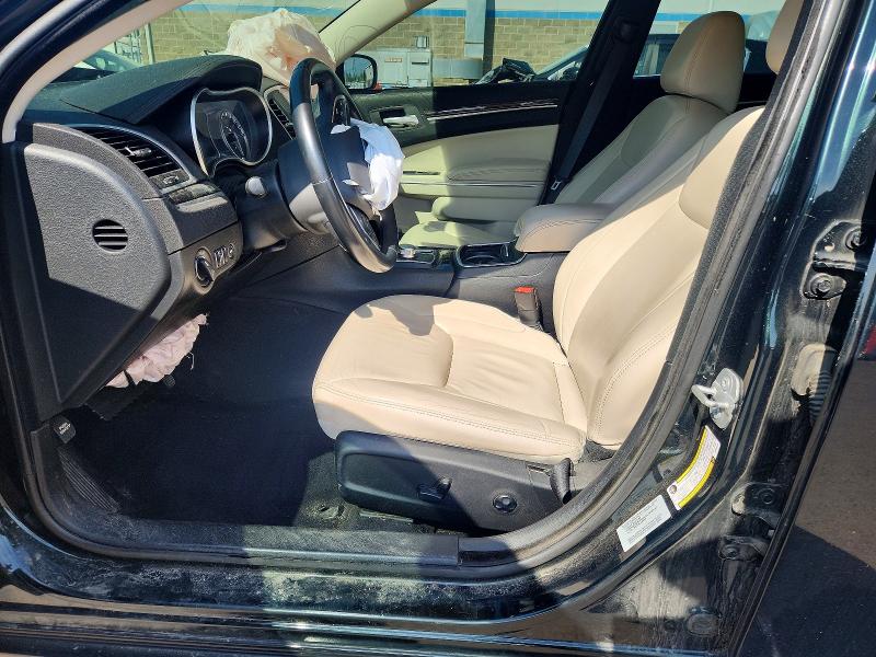 Продажа на аукционе авто 2016 Chrysler 300, vin: 2C3CCARG1GH321324, номер лота: 53694036