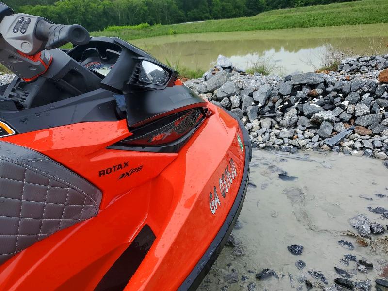 54641106 :رقم المزاد ، YDV08143A616 vin ، 2016 Sea-doo Rxt-x 300 مزاد بيع