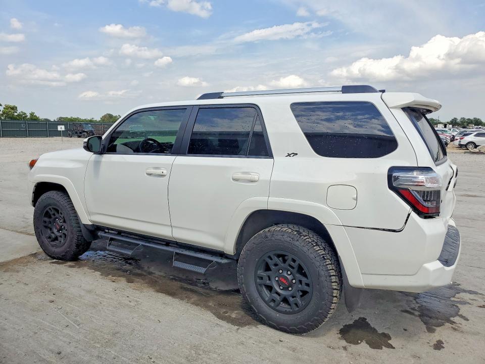 53964746 :رقم المزاد ، JTENU5JR1R6231774 vin ، 2024 Toyota 4runner مزاد بيع