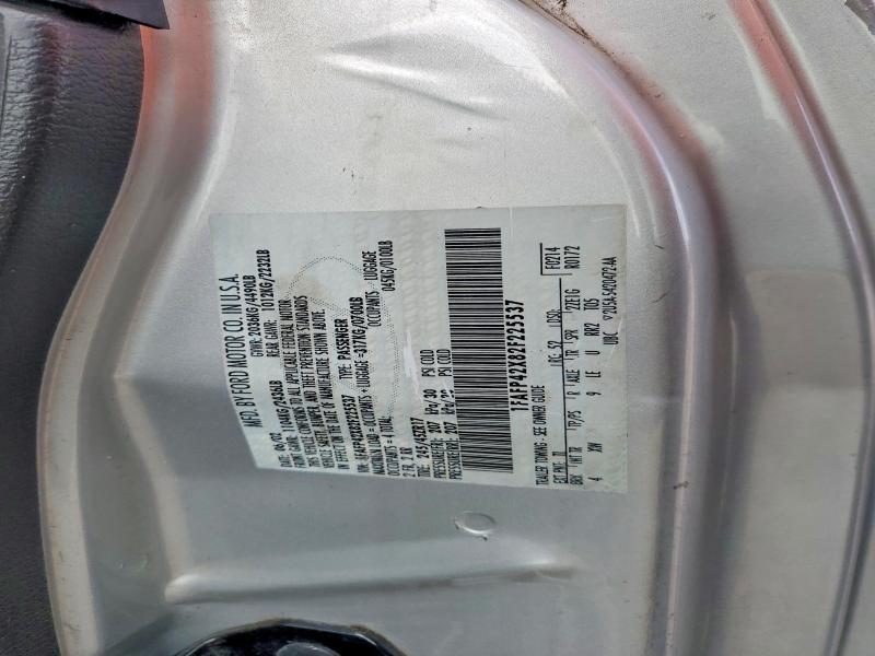 54313506 :رقم المزاد ، 1FAFP42X82F225537 vin ، 2002 Ford Mustang مزاد بيع