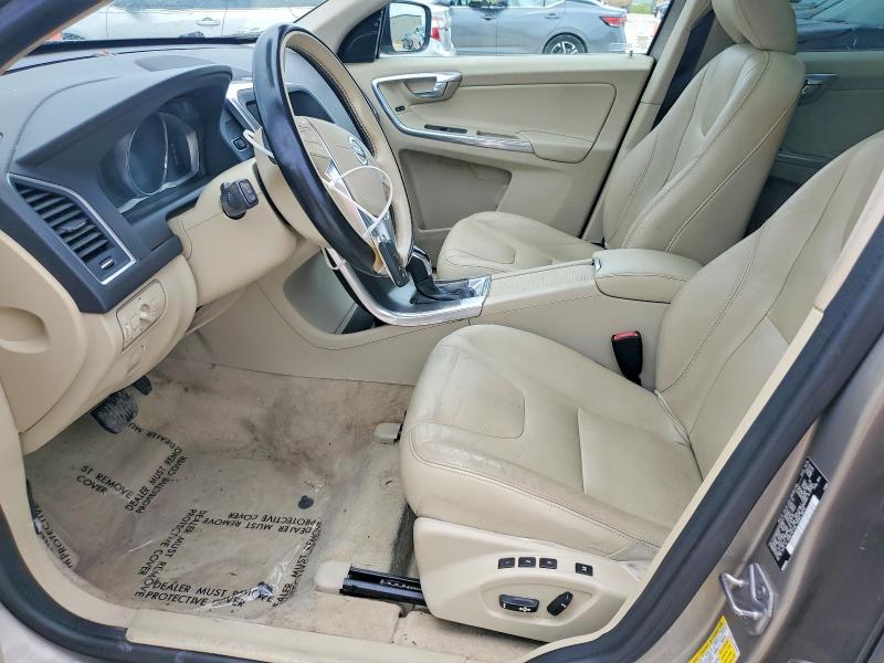 2015 Volvo Xc60 მანქანა იყიდება აუქციონზე, vin: YV440MDM0F2758923, აუქციონის ნომერი: 54214196