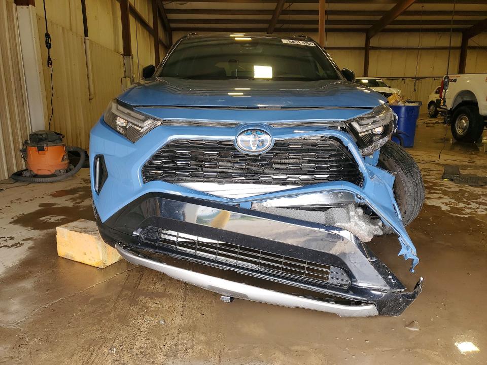 Продажа на аукционе авто 2022 Toyota Rav4, vin: 2T3E6RFV7NW033639, номер лота: 54511056