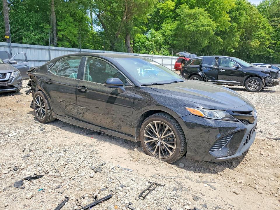52222116 :رقم المزاد ، 4T1B11HK9KU721426 vin ، 2019 Toyota Camry مزاد بيع