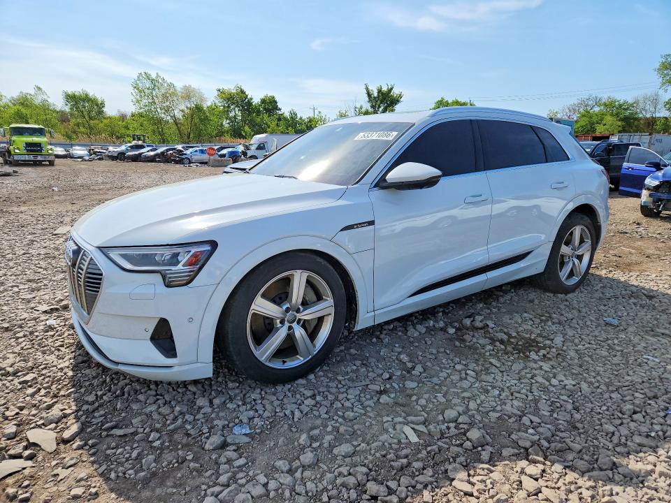 Aukcja sprzedaży 2019 Audi E-tron, vin: WA1LAAGE6KB023723, numer aukcji: 53371086