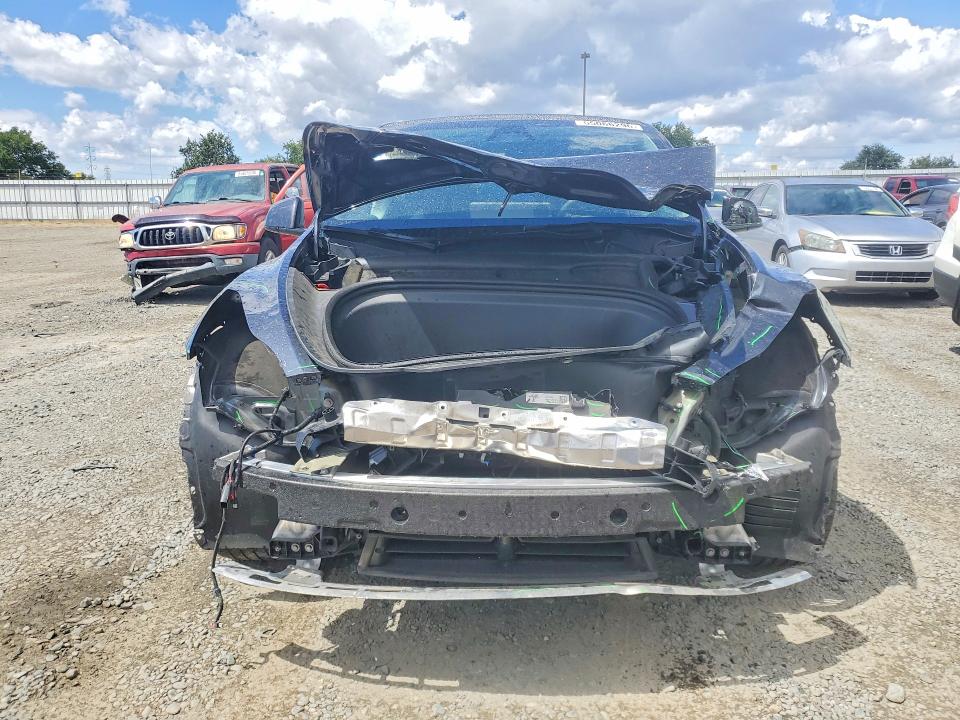 Продажа на аукционе авто 2024 Tesla Model Y, vin: 7SAYGDEE8RF023117, номер лота: 55066296