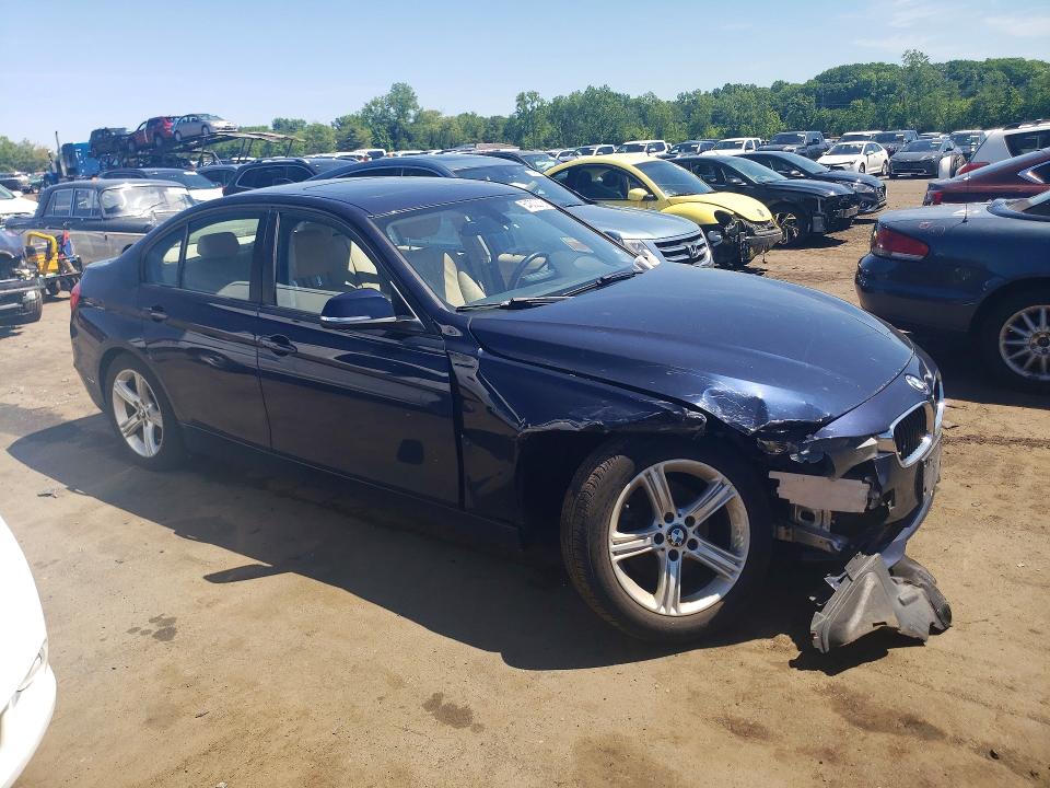 54302276 :رقم المزاد ، WBA3B1C57EK133562 vin ، 2014 Bmw 320 مزاد بيع