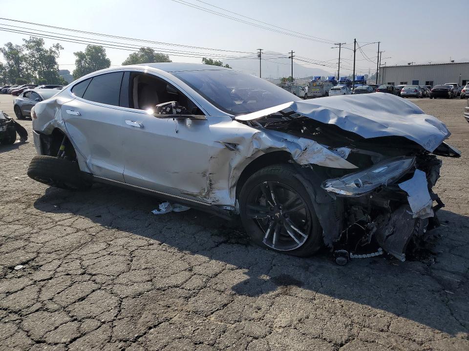 Продаж на аукціоні авто 2014 Tesla Model S, vin: 5YJSA1S11EFP48685, номер лоту: 54722636