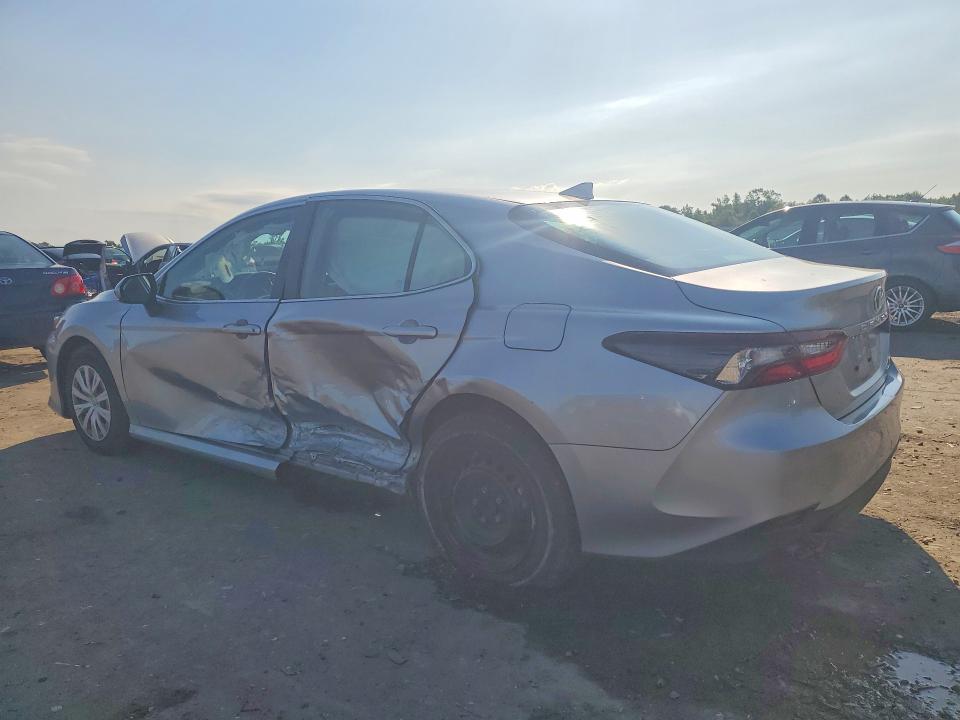 55108286 :رقم المزاد ، 4T1C31AKXNU588382 vin ، 2022 Toyota Camry مزاد بيع