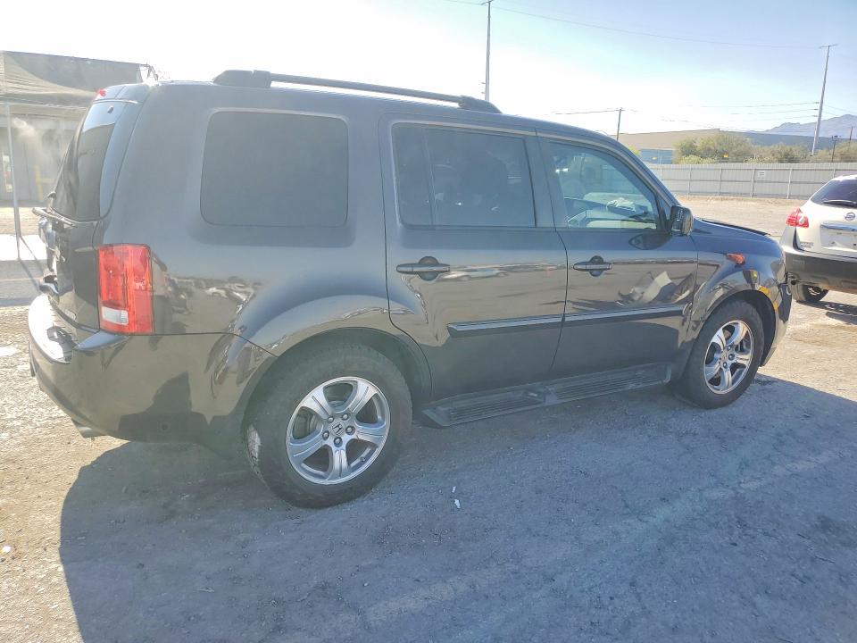 53241716 :رقم المزاد ، 5FNYF4H55DB077916 vin ، 2013 Honda Pilot مزاد بيع