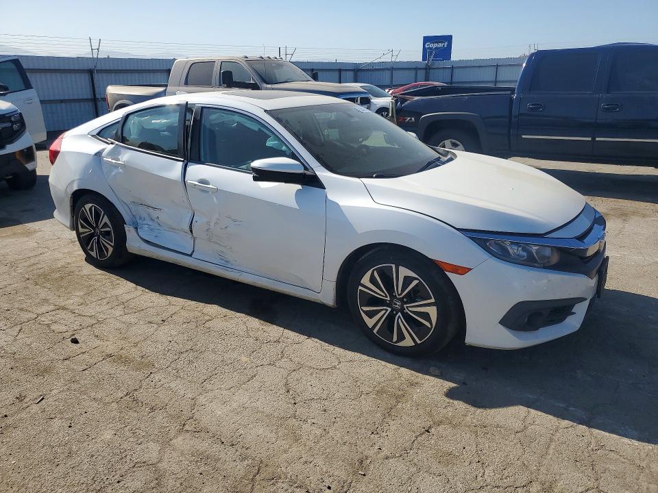 Продажа на аукционе авто 2017 Honda Civic, vin: 2HGFC1F32HH646576, номер лота: 53475116