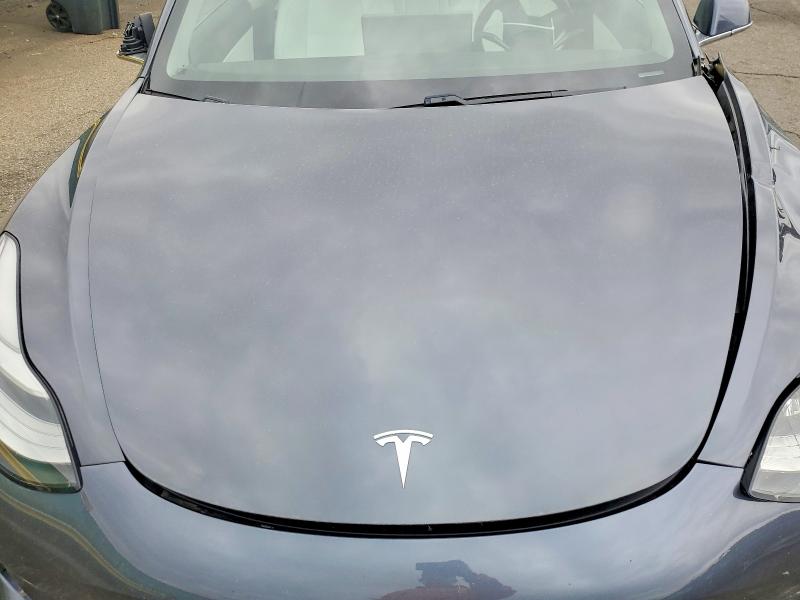 55227156 :رقم المزاد ، 5YJ3E1EBXLF639071 vin ، 2020 Tesla Model 3 مزاد بيع