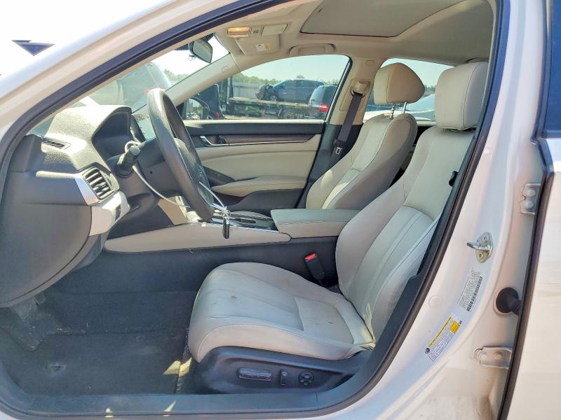 54409226 :رقم المزاد ، 1HGCV1F43JA185429 vin ، 2018 Honda Accord مزاد بيع
