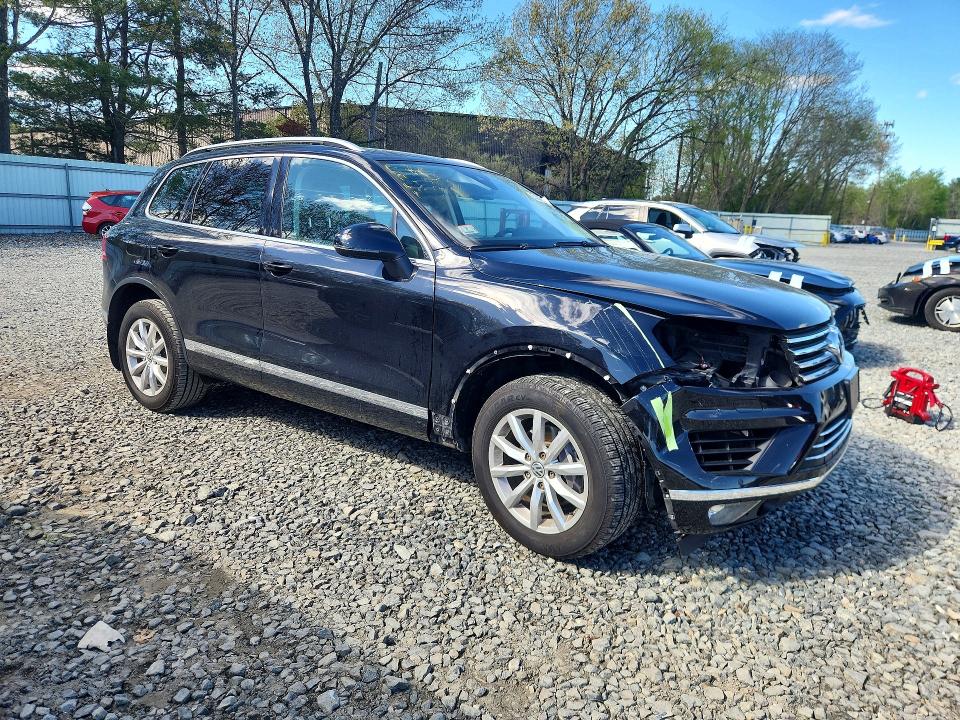 2016 Volkswagen Touareg მანქანა იყიდება აუქციონზე, vin: WVGEF9BP6GD008671, აუქციონის ნომერი: 52302956