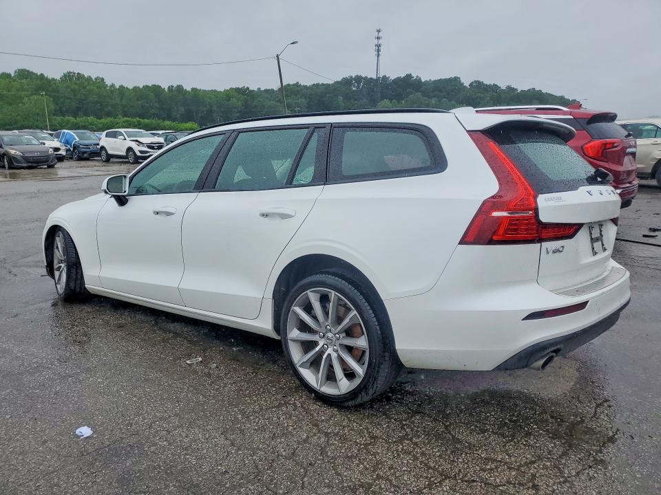 Продажа на аукционе авто 2020 Volvo V60, vin: YV1102EK9L2367511, номер лота: 54690736