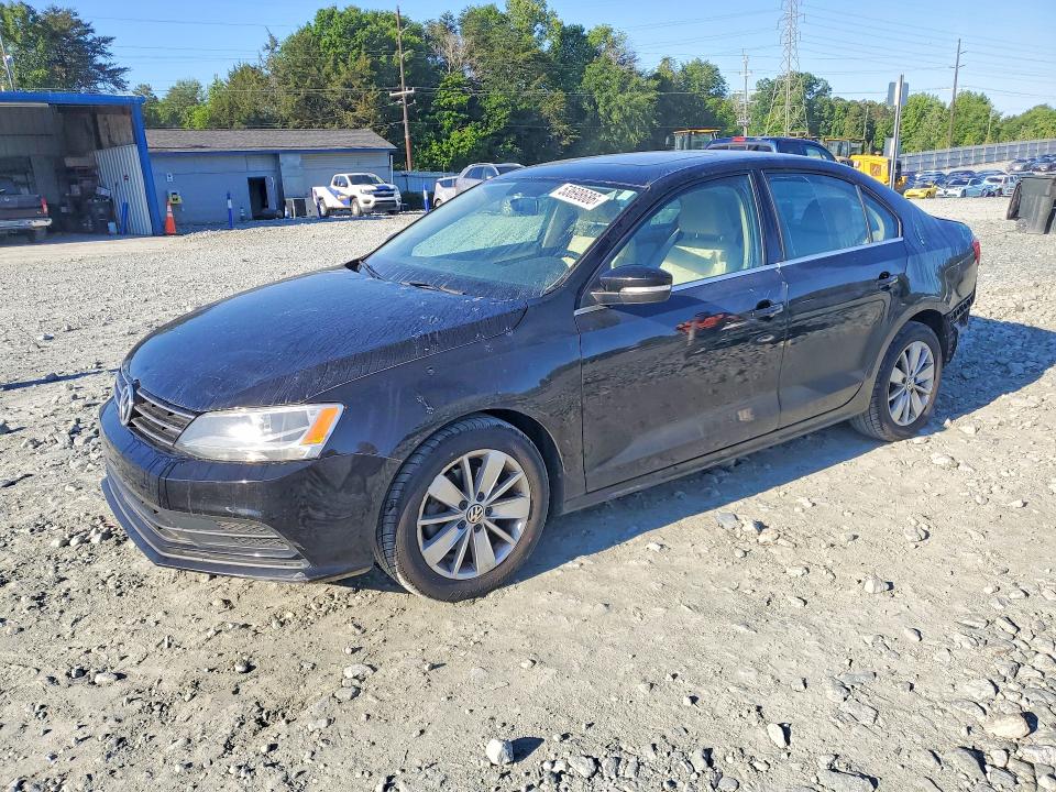 53698686 :رقم المزاد ، 3VWLA7AJ8FM340915 vin ، 2015 Volkswagen Jetta مزاد بيع