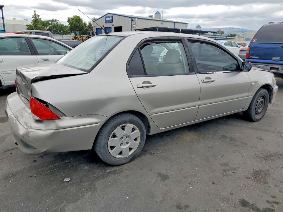 52426806 :رقم المزاد ، JA3AJ26E13U096801 vin ، 2003 Mitsubishi Lancer مزاد بيع