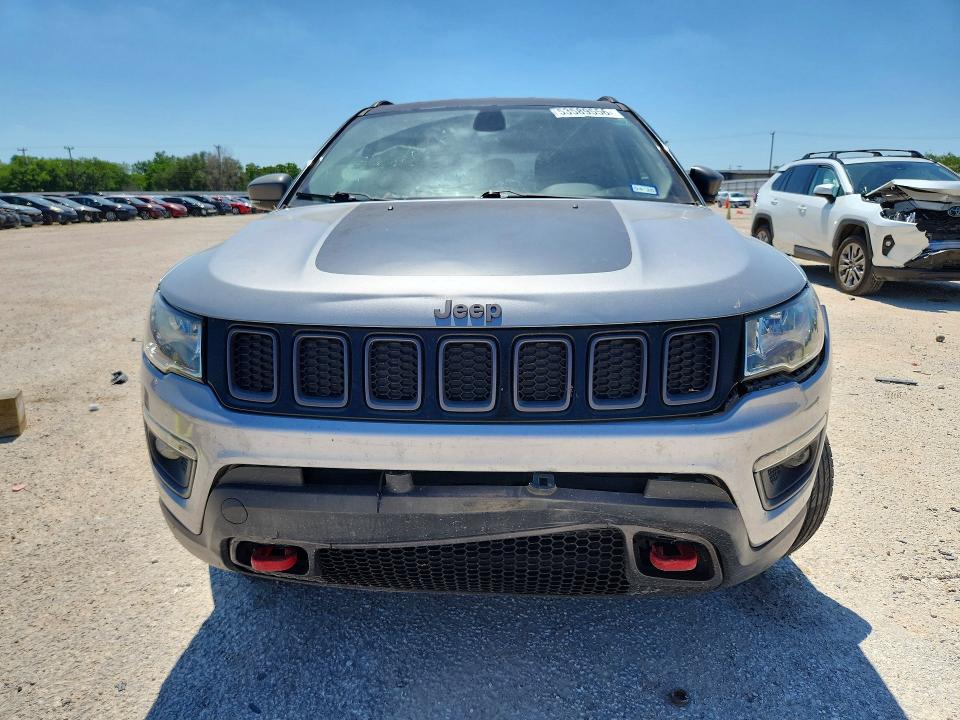 53589556 :رقم المزاد ، 3C4NJDDBXLT106677 vin ، 2020 Jeep Compass مزاد بيع