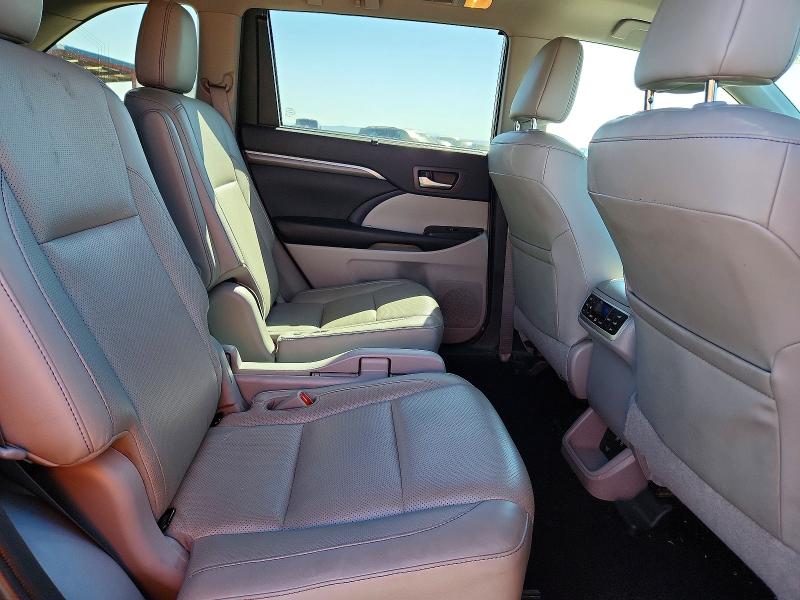 2019 Toyota Highlander მანქანა იყიდება აუქციონზე, vin: 5TDDZRFH1KS931860, აუქციონის ნომერი: 51949876