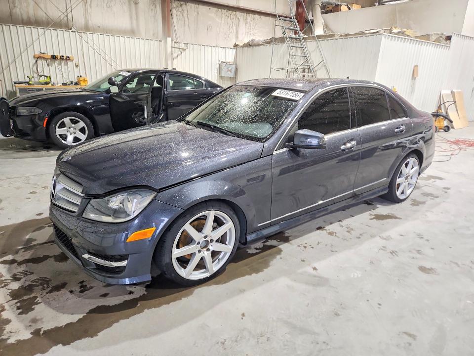 53167586 :رقم المزاد ، WDDGF4HB9DR249253 vin ، 2013 Mercedes-benz C مزاد بيع