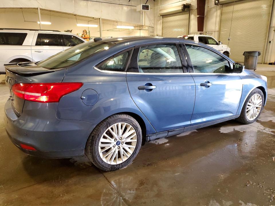 52406386 :رقم المزاد ، 1FADP3J28JL287429 vin ، 2018 Ford Focus مزاد بيع