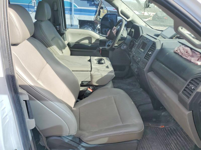 52057256 :رقم المزاد ، 1FD0X4GT5LED42887 vin ، 2020 Ford F450 مزاد بيع