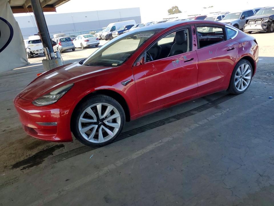 2018 Tesla Model 3 მანქანა იყიდება აუქციონზე, vin: 5YJ3E1EAXJF028980, აუქციონის ნომერი: 53224106