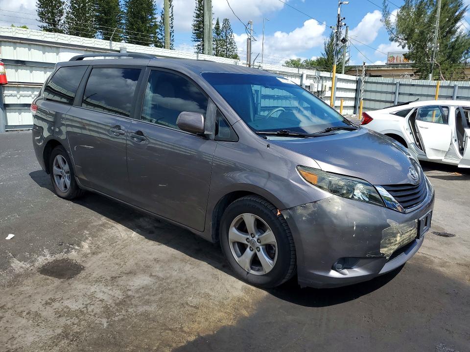 Продаж на аукціоні авто 2013 Toyota Sienna, vin: 5TDKK3DC1DS378386, номер лоту: 53573866