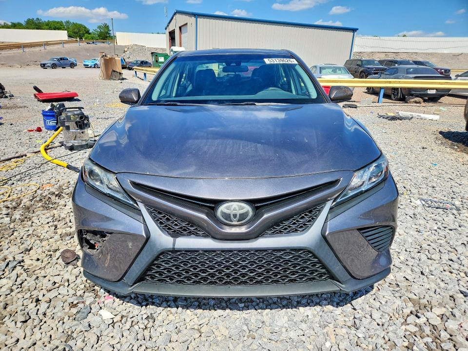 Aukcja sprzedaży 2018 Toyota Camry, vin: 4T1B11HK1JU638832, numer aukcji: 53139626