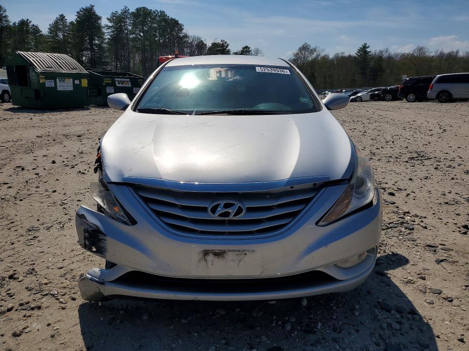 52539936 :رقم المزاد ، 5NPEB4AC2DH639182 vin ، 2013 Hyundai Sonata مزاد بيع