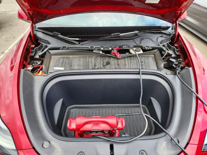 55558896 :رقم المزاد ، 7SAYGDEEXRF079947 vin ، 2024 Tesla Model Y مزاد بيع
