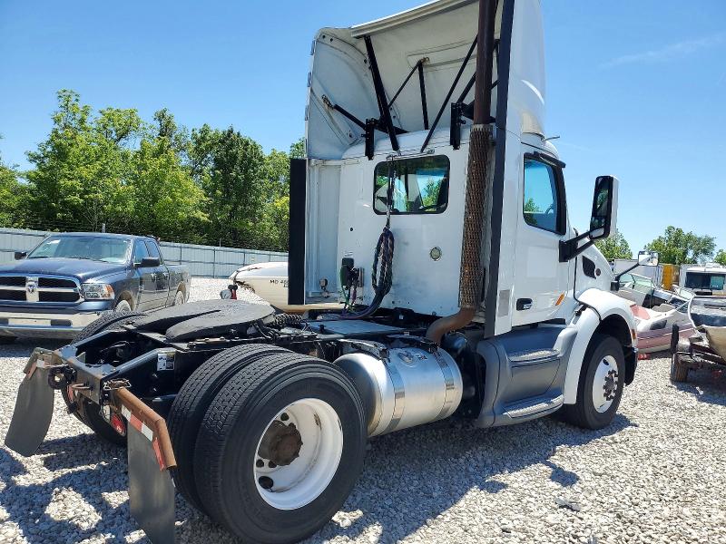 Продажа на аукционе авто 2016 Peterbilt 579, vin: 1XPBA48XXGD354432, номер лота: 50615956