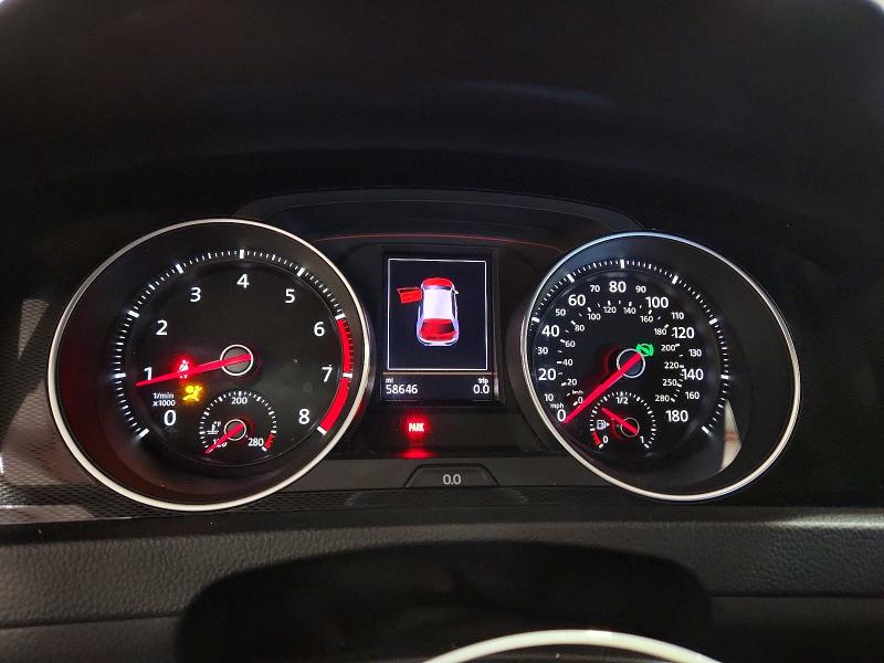 Продажа на аукционе авто 2015 Volkswagen Gti, vin: 3VWTT7AU6FM034719, номер лота: 53561946