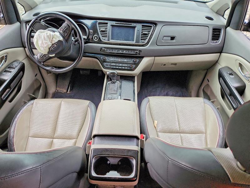 52764856 :رقم المزاد ، KNDMC5C15F6018722 vin ، 2015 Kia Sedona مزاد بيع