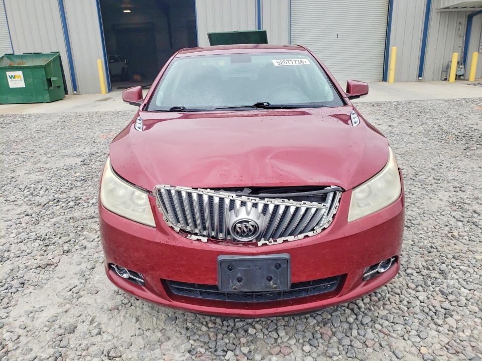 52677736 :رقم المزاد ، 1G4GC5EC8BF105239 vin ، 2011 Buick Lacrosse مزاد بيع
