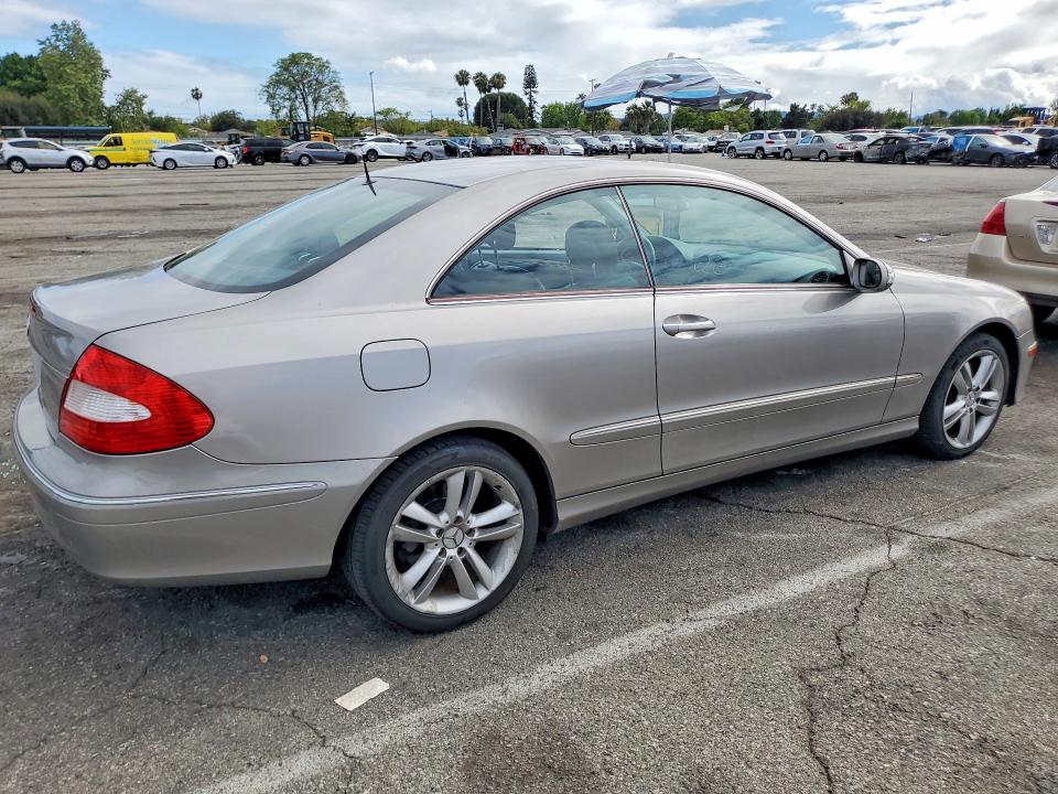 Продажа на аукционе авто 2006 Mercedes-benz Clk, vin: WDBTJ56J86F196670, номер лота: 52401386