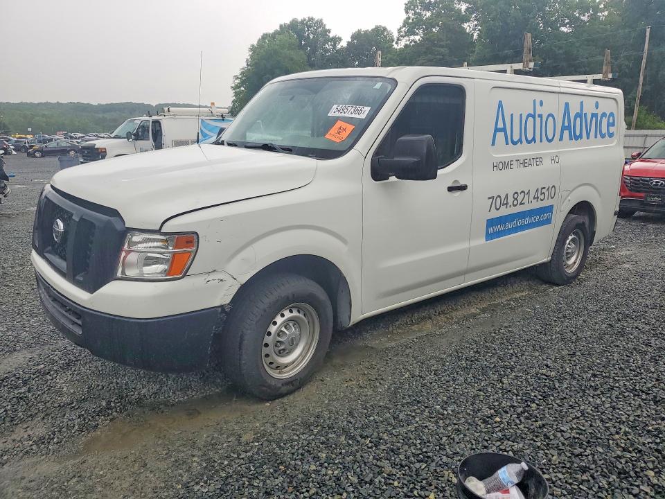 54957366 :رقم المزاد ، 1N6BF0KM0HN801661 vin ، 2017 Nissan Nv مزاد بيع