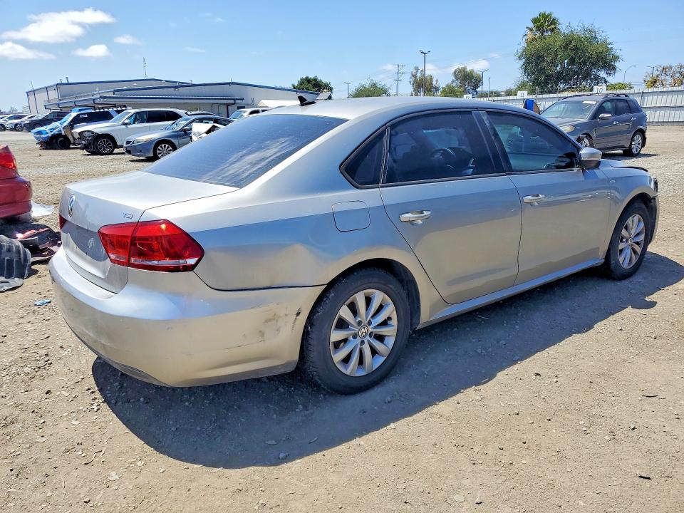 52971306 :رقم المزاد ، 1VWAT7A32EC091207 vin ، 2014 Volkswagen Passat مزاد بيع