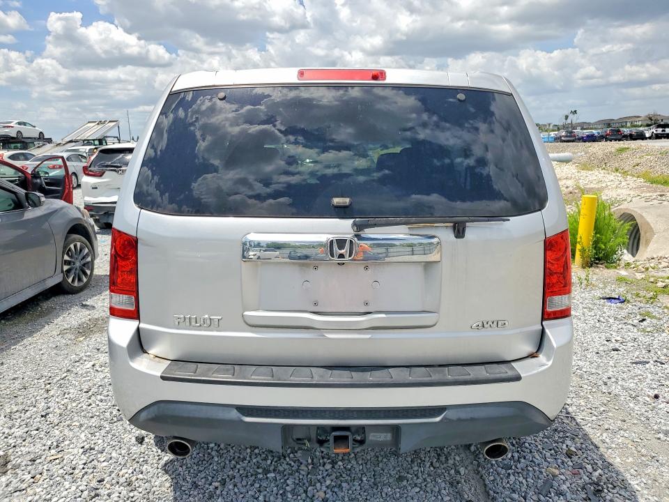 53917976 :رقم المزاد ، 5FNYF4H58DB082320 vin ، 2013 Honda Pilot مزاد بيع