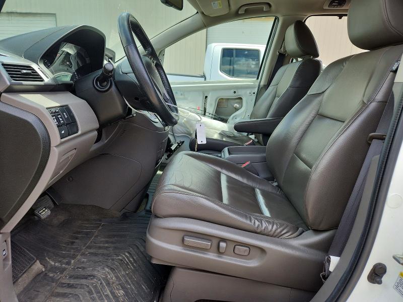 53992356 :رقم المزاد ، 5FNRL5H66DB055564 vin ، 2013 Honda Odyssey مزاد بيع