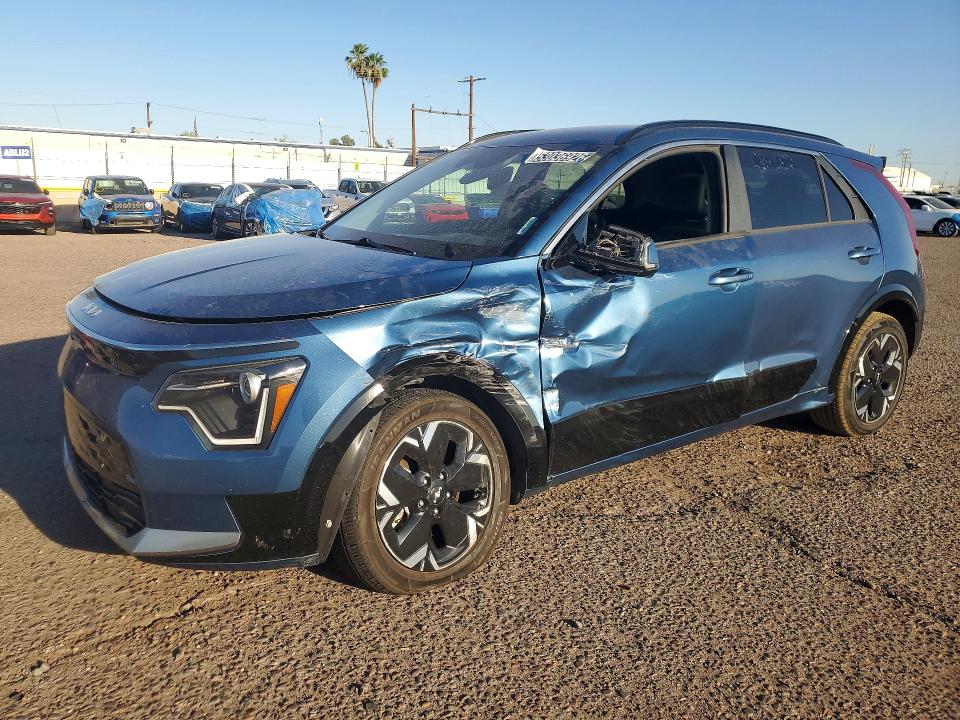 53036926 :رقم المزاد ، KNDCR3L11R5104019 vin ، 2024 Kia Niro مزاد بيع