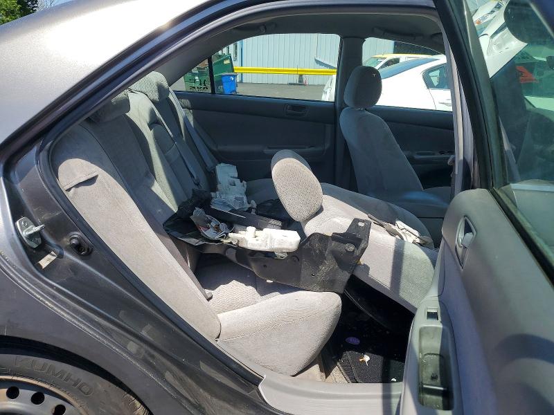 52538126 :رقم المزاد ، JTDBE32K220130939 vin ، 2002 Toyota Camry مزاد بيع
