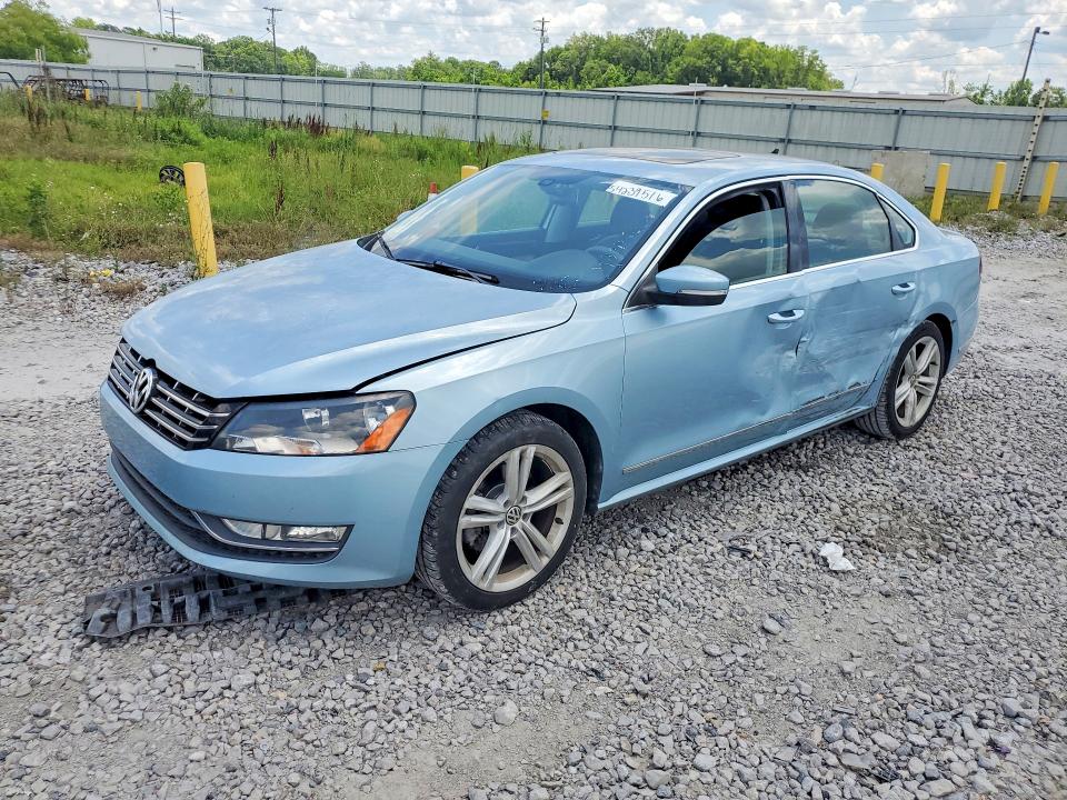 54239516 :رقم المزاد ، 1VWCM7A39DC134767 vin ، 2013 Volkswagen Passat مزاد بيع