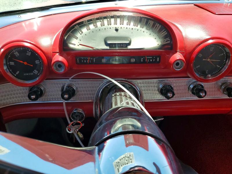 54522246 :رقم المزاد ، P5FH184860 vin ، 1955 Ford Thunderbird مزاد بيع