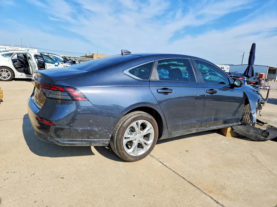 Продажа на аукционе авто 2023 Honda Accord, vin: 1HGCY1F26PA010106, номер лота: 55236886