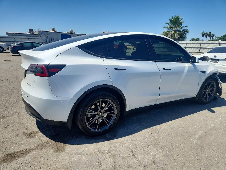 Продажа на аукционе авто 2023 Tesla Model Y, vin: 7SAYGDEE2PF648853, номер лота: 54117776