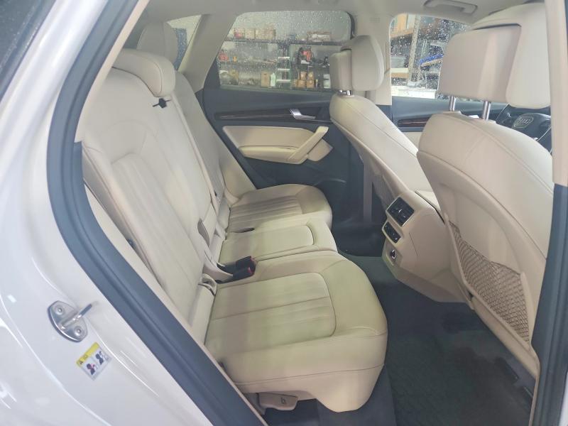 51421436 :رقم المزاد ، WA1BNAFY1J2133296 vin ، 2018 Audi Q5 مزاد بيع