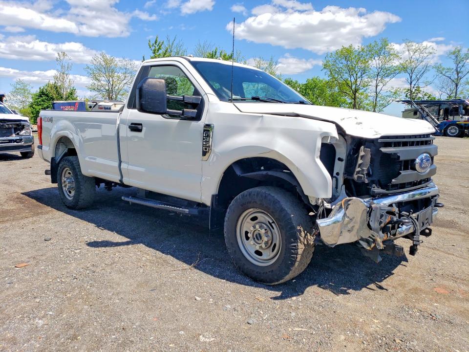 53044736 :رقم المزاد ، 1FTRF3BN3MED54104 vin ، 2021 Ford F350 مزاد بيع
