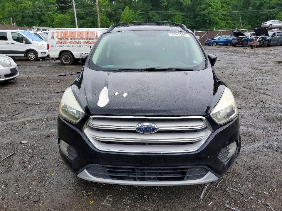 2018 Ford Escape მანქანა იყიდება აუქციონზე, vin: 1FMCU9GD3JUB87299, აუქციონის ნომერი: 54945786
