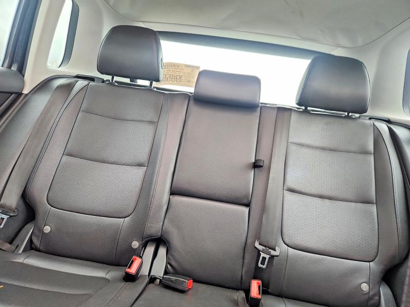 54528306 :رقم المزاد ، WVGRV7AX8HK021347 vin ، 2017 Volkswagen Tiguan مزاد بيع