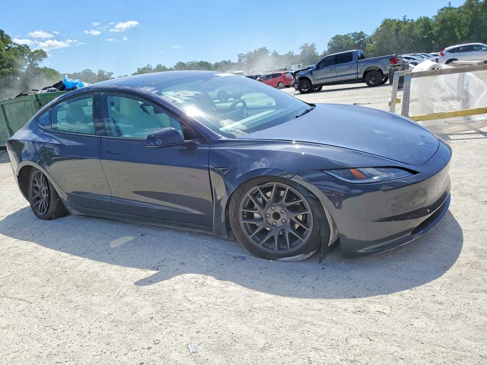 52134526 :رقم المزاد ، 5YJ3E1EA7RF847070 vin ، 2024 Tesla Model 3 مزاد بيع